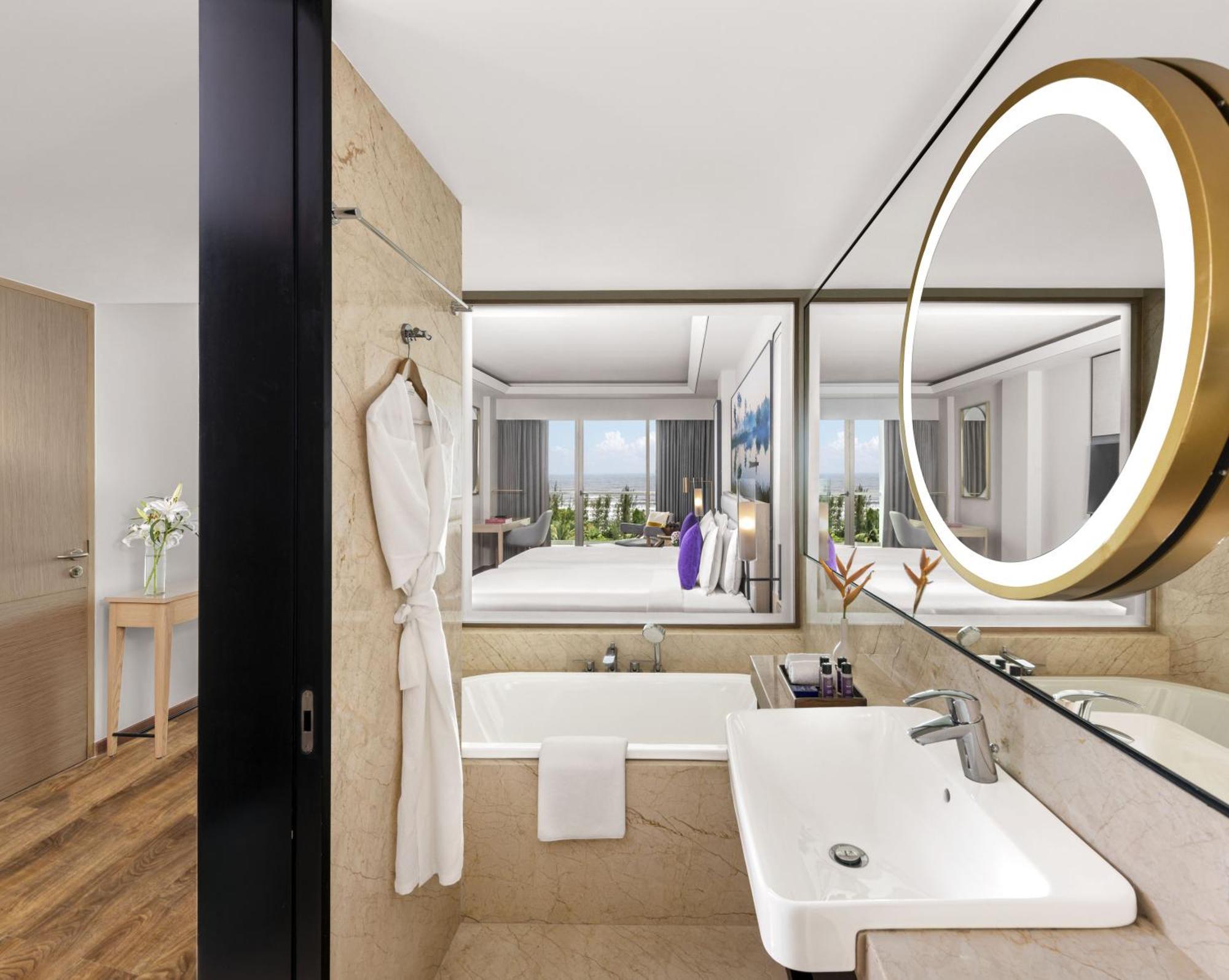 Vivanta Goa, Miramar Panaji Εξωτερικό φωτογραφία